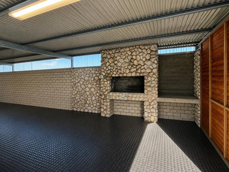 20 Bedroom Property for Sale in Hopefield Western Cape